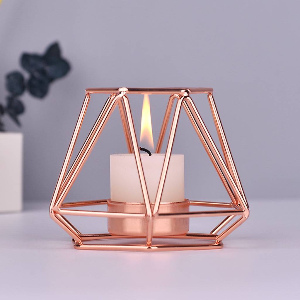Iron Geometric Candle Holder in Nordic Style Iron Geometric Candle Holder in Nordic Style